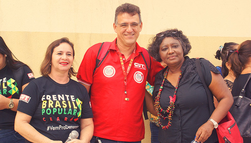 [Professores municipais em luta pelo reajuste do piso salarial]